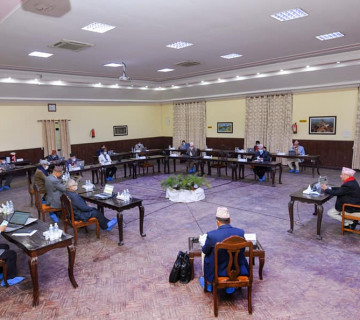 पहिलो चरणमा ४० र दोस्रो चरणमा ३७ जिल्लामा निर्वाचन गर्ने सरकारको निर्णय